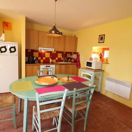 Holiday home Charactere, 1920, Vallee Du Lot, 4 Pers, Jardin, Parking, Rando Proche - Fr-1-742-115